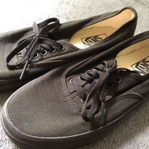 Vans Authentic lace up
